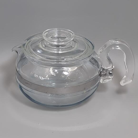 VINTAGE PYREX FLAMEWARE 8336 6 Cup Glass Teapot with Lid - Picture 1 of 6
